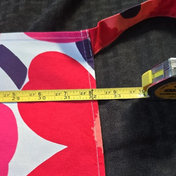 Marimekko Pieni Unikko Pink And Red Floral Apron. - Picture 4 of 10